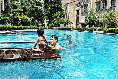 《玩具熊五夜后宫》主创被LGBTQ群体抵制后自退 玩家纷纷表示可惜